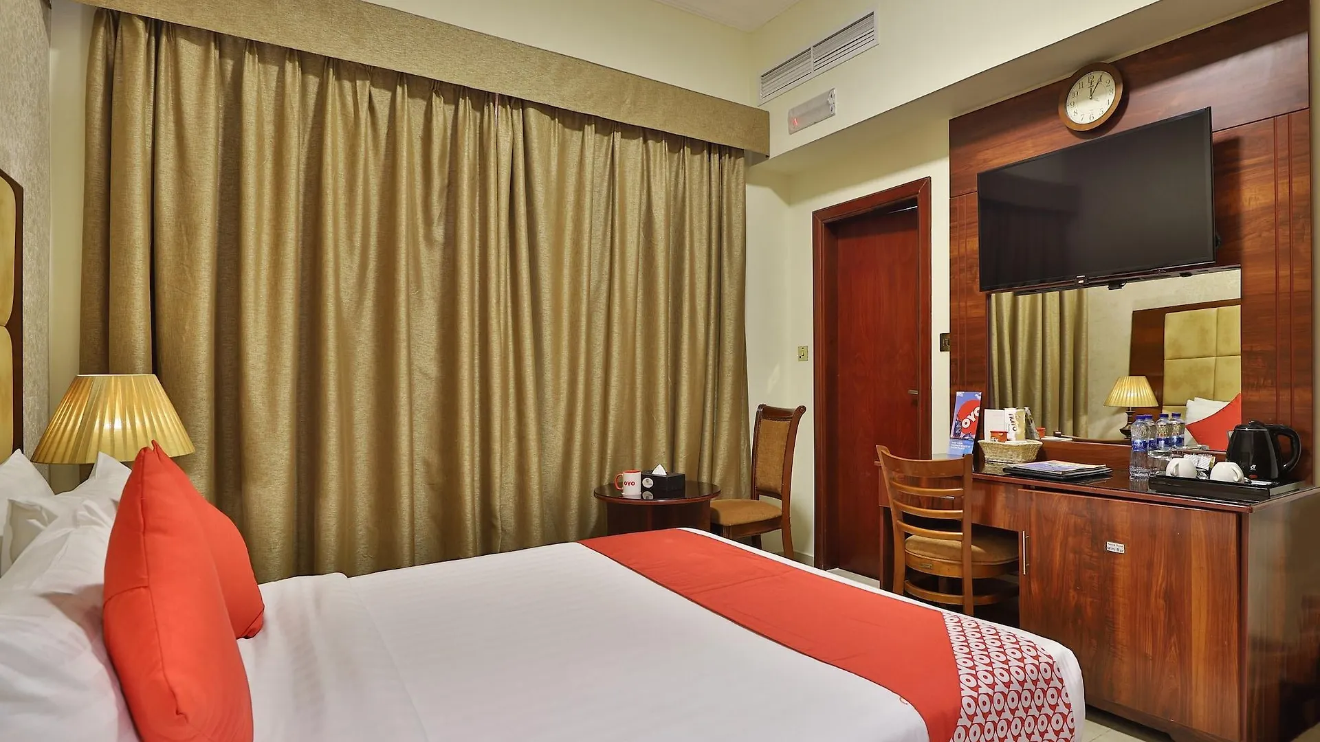 Oyo 101 Click Hotel Dubai