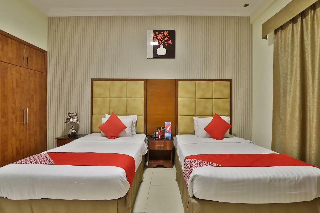 Oyo 101 Click Hotel Dubai 2*,