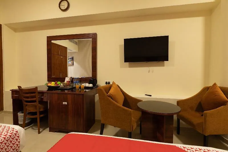 Oyo 101 Click Hotel Дубай